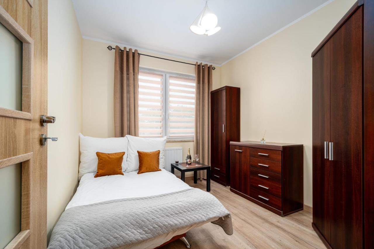 Warsaw Apartments White מראה חיצוני תמונה